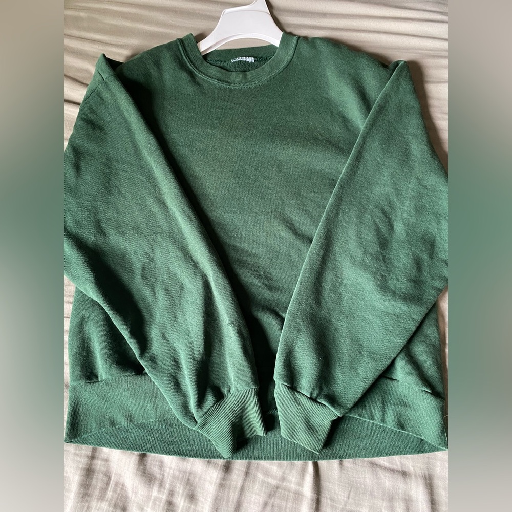 crew neck